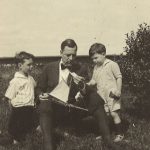 Frederick W. Beinecke with his sons William and Richard, c. 1921